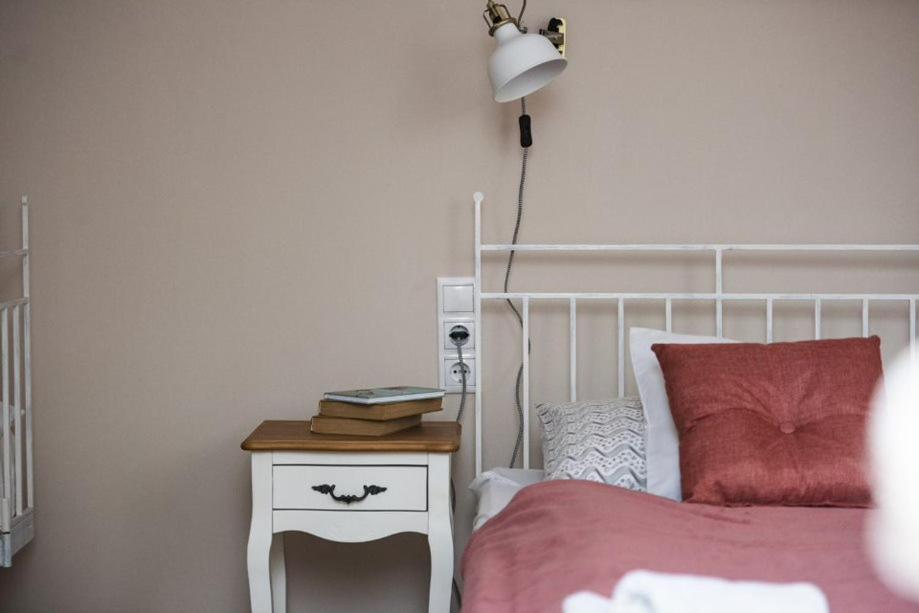 Vagi Apartment Sarvar Bagian luar foto