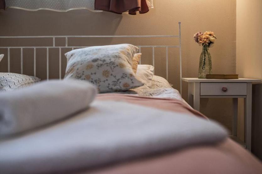 Vagi Apartment Sarvar Bagian luar foto