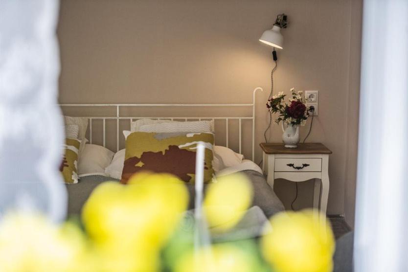 Vagi Apartment Sarvar Bagian luar foto
